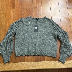 NWT Frye Gray V-Neck Sweater with Long Sleeves in size XL.